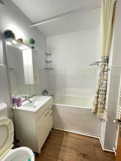 Apartament 3 camere decomandat-66 mp-Podu Ros-Restaurant Odeon