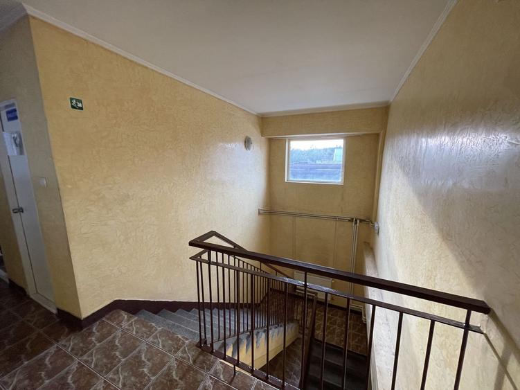 Hala de inchiriat, Calea Borșului, 970 MP