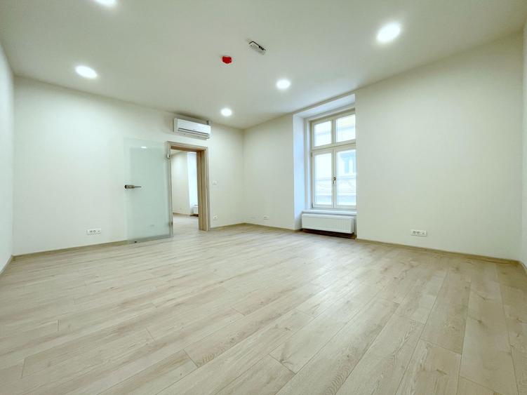 Spatiu birouri - 68 mp I zona Ultracentrala - Piata Unirii