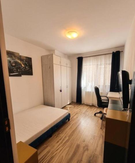 3camere- decomandata-centrala proprie-metrou aproape
