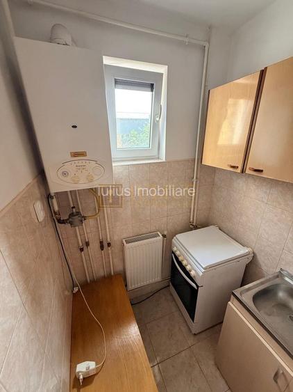 1 camera| Dacia-strada Timis| centrala proprie| apartament frumos| etaj 1 - 8