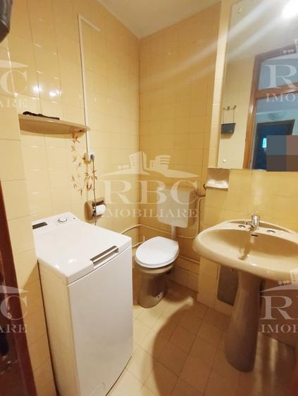 Apartament 3 camere pe str Louis Pasteur