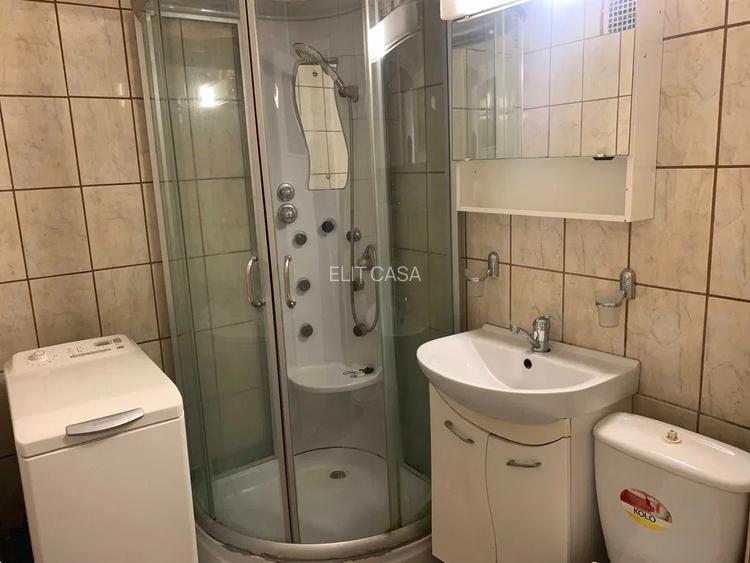 Apartament 2 camere, etajul 3/4, zona Podu Ros - 7