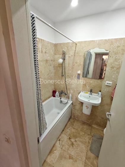 Apartament cu 2 camere, decomandat, etaj 7/8, an  construcție 2018 - 12
