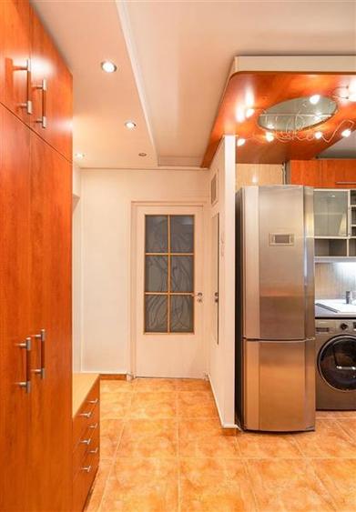 Apartament 2 camere Metroul Brancoveanu