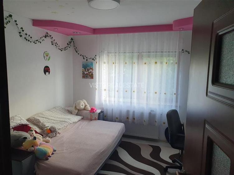 Apartament cu 4 camere si 100 mp, etaj 1, in Brasov - 10