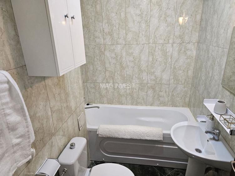 De inchiriat o camera Italian Residence, etaj 9/12, 420 euro - 17