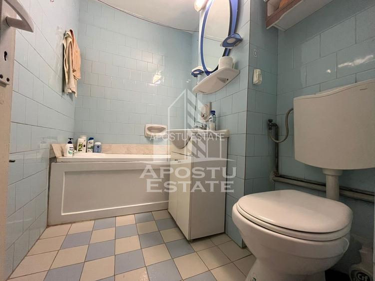 Apartament  cu 2 camere, semidecomandat, etaj intermediar, Dambovita - 8