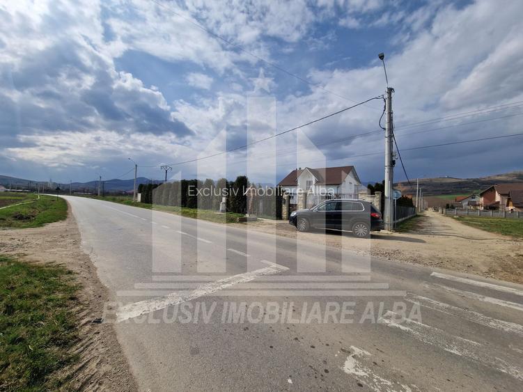 Teren intravilan | De vanzare | 1080 mp | 22 ml deschidere | Ighiu - 4