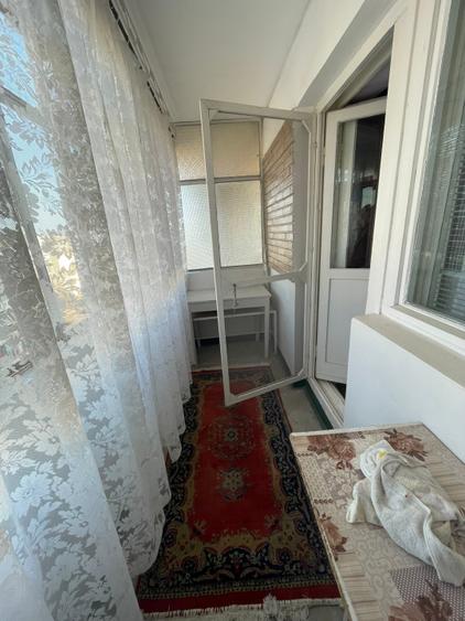 Apartament 3 camere Calarasilor, suprafata totala 73mp