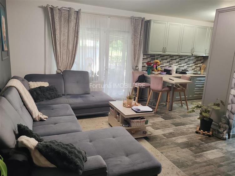 Vila P+E+M Rasnov Mobilata Complet - 2