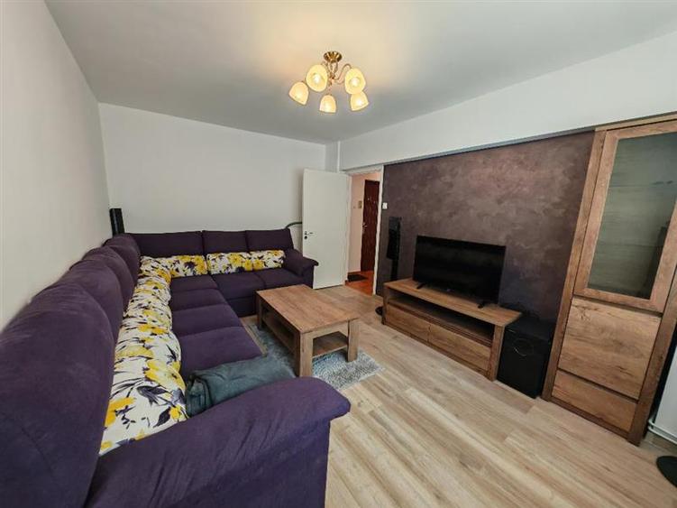 Inchiriem Apartament 2 Camere, Mobilat, Decomandat, Racadau