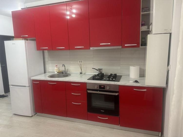 AP. 2 CAMERE- APARATORII PATRIEI, PARCARE INCLUSA, METROU, CENTRALA
