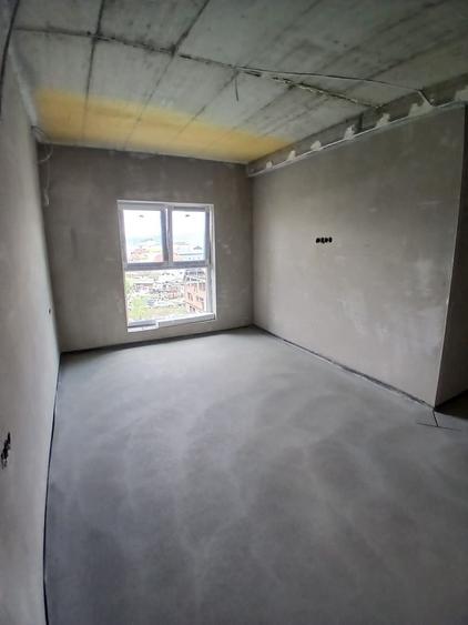 Penthouse pe malul lacului, cu terasă panoramică 90 mp