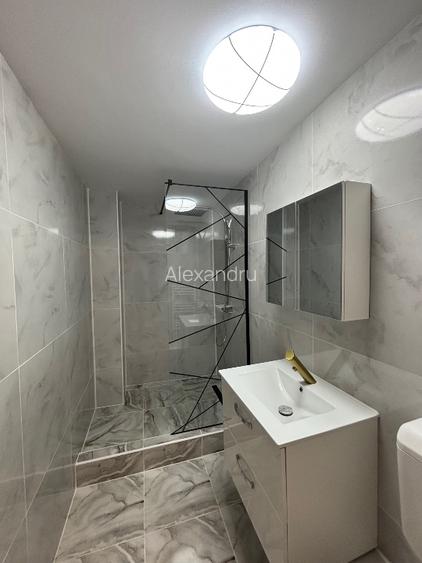 Direct proprietar. Apartament 2 camere, decomandat, zona 13 Septembrie  - 7