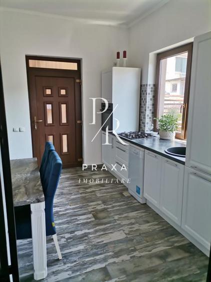 Casa idividuala, 5 camere, 160 mp, 250 mp teren, 4 parcari, zona Tautiului!