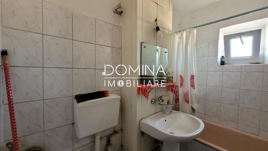 Vânzare apartament 2 camere, situat în Târgu Jiu, strada 9 Mai