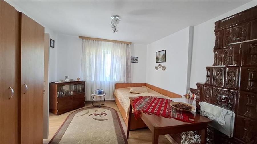 Casa cu teren 2783 mp- Panciu-Satu Nou
