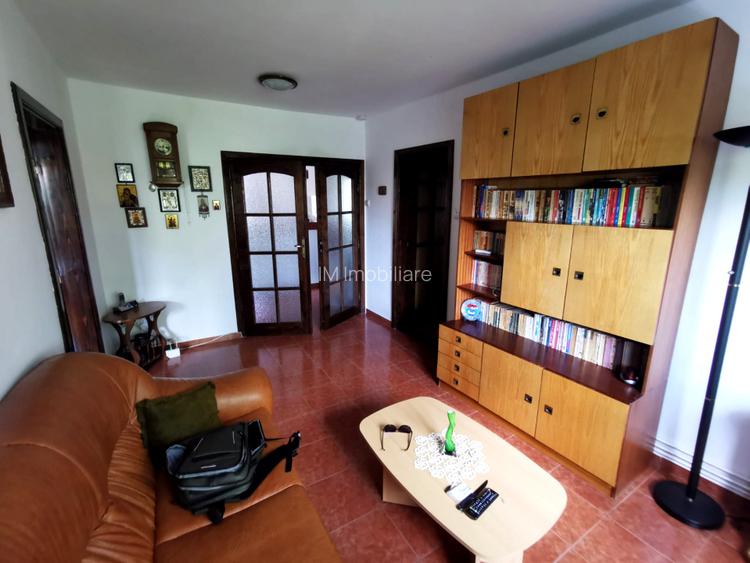 Dacia - Ap de 4 cam - Su: 81mp - Garaj - Centrala proprie - 8