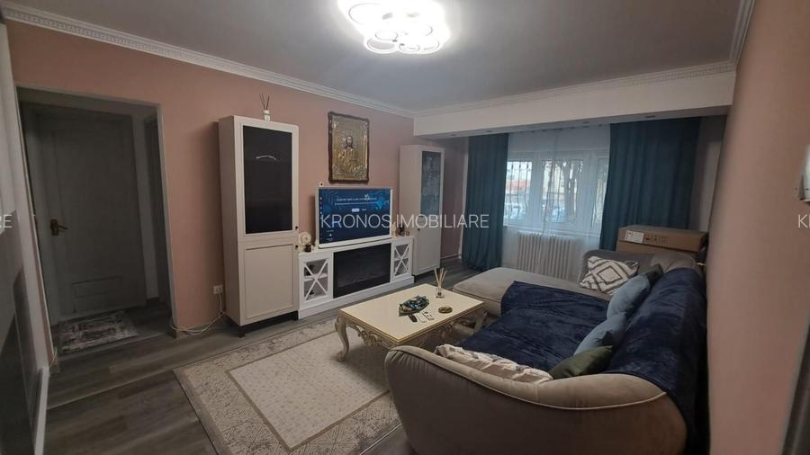 CASA DE CULTURA, 2 CAMERE, 2 BALCOANE, GAZE, 47 MP PRET 89900 EURO - 2