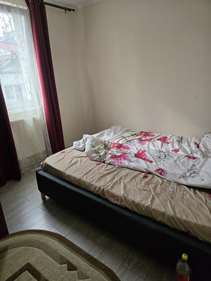 Apartament 4 camere, 3 băi, complet renovat, etaj 2, balcon, sub prețul pieței