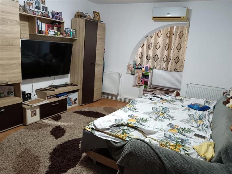 Apartament 2 camere Baza 3