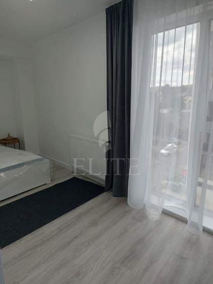 Apartament 2 camere în zona LOMBULUI