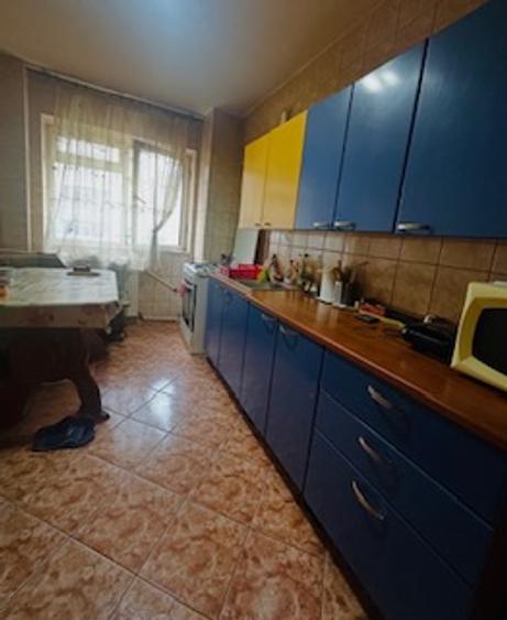 Apartament 3 camere - Lacul Tei-parc- stradal