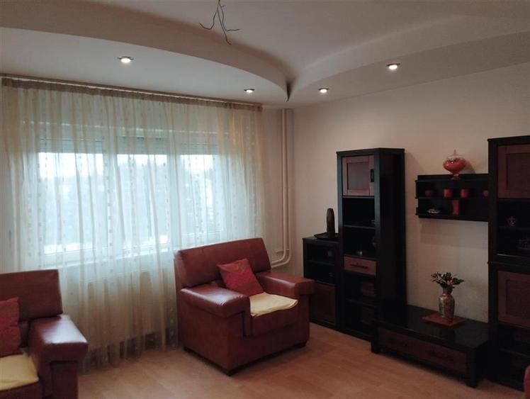 3 camere decomandate Arena Mall