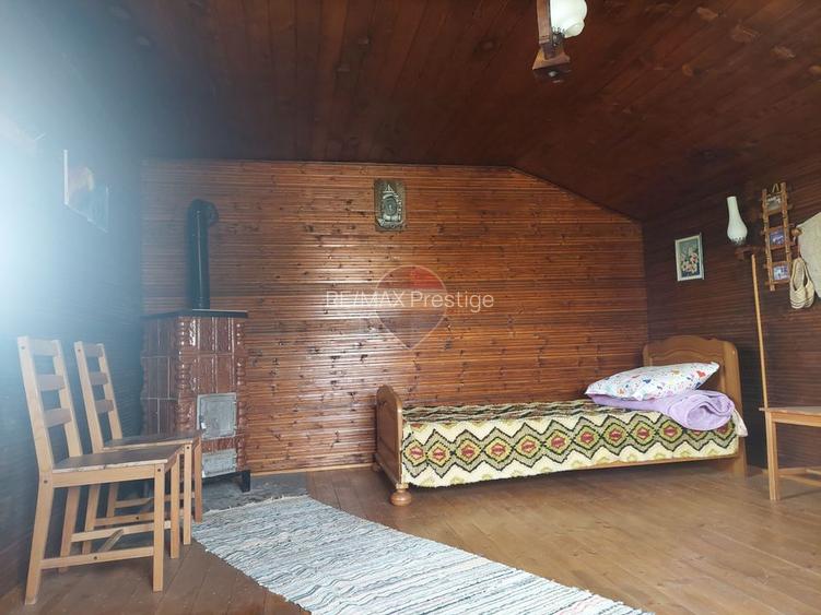 Vanzare - vilă cu 6 camere, teren 3900 mp, Vacaresti, Dambovita