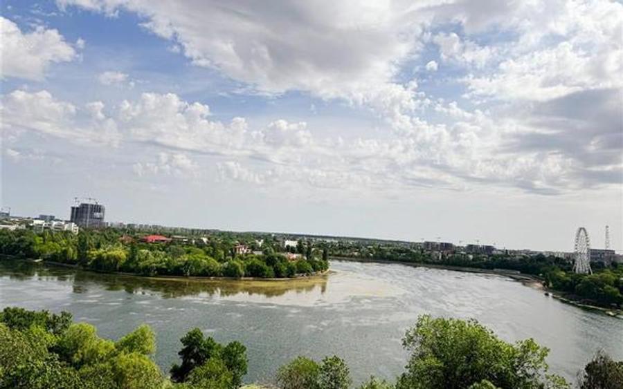 Barbu Văcărescu apartament  cu vedere la lac