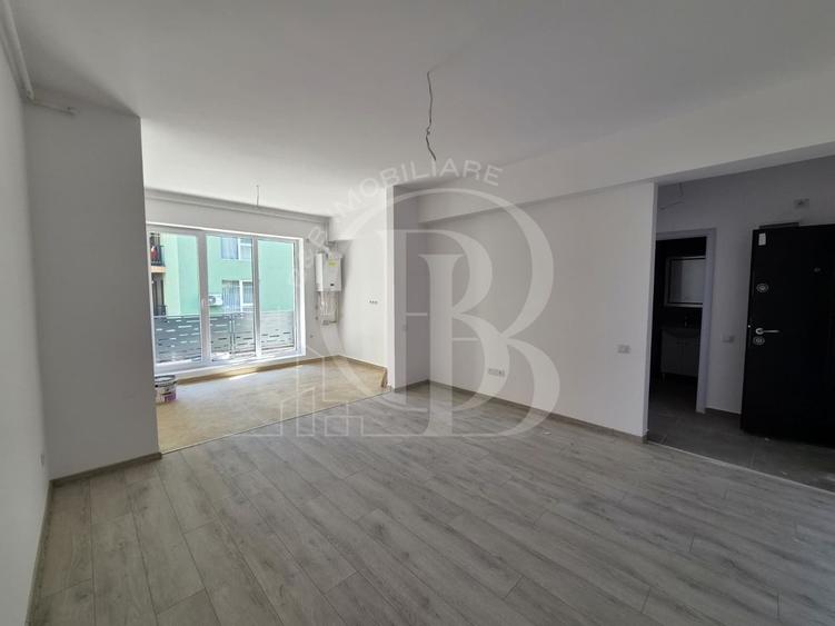 2 camere cu Gradina-Finalizat-Parcare Bonus-Th. Pallady