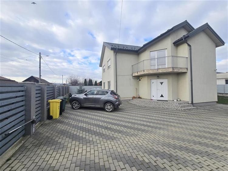 Casa moderna P+1 in Letea Veche cu 506 mp teren, zona usor accesibila