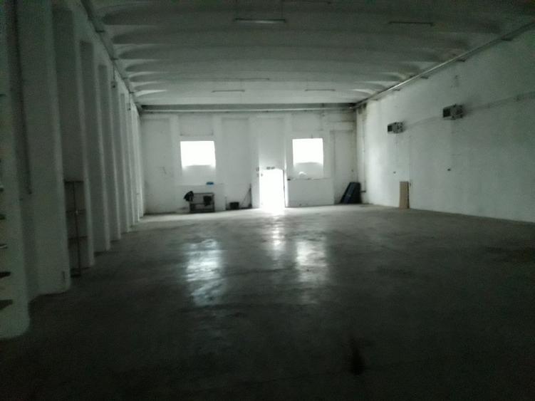 Spațiu industrial, 300 mp în Zona industrială