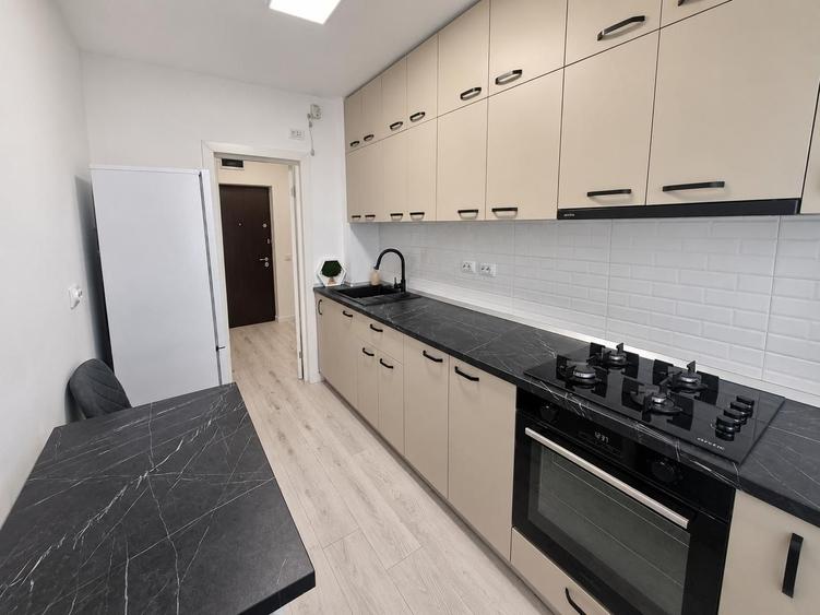 2 CAMERE I PIATA UNIRII I LOC DE PARCARE I DE INCHIRIAT