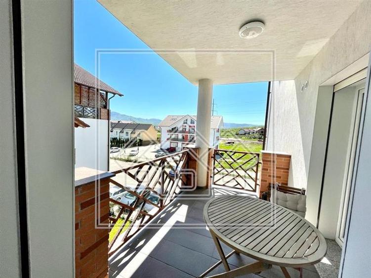 Apartament decomandat, cu 2 camere - 77 mp utili - Mobilier de Lux