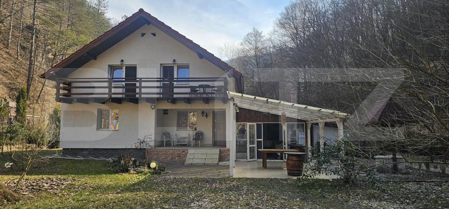 Casă în inima naturii, 140 mp  –  la doar 15 minute de Hunedoara