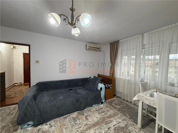 EXCLUSIVITATE Apartament 2 camere CU GARAJ cf 1 semidecomandat Berca