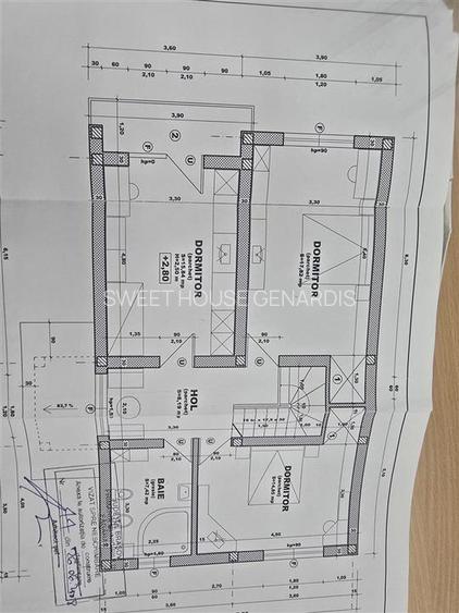 Oportunitate de investitie  2 case  in aceeasi curte Fagaras Zona Centrala - 12