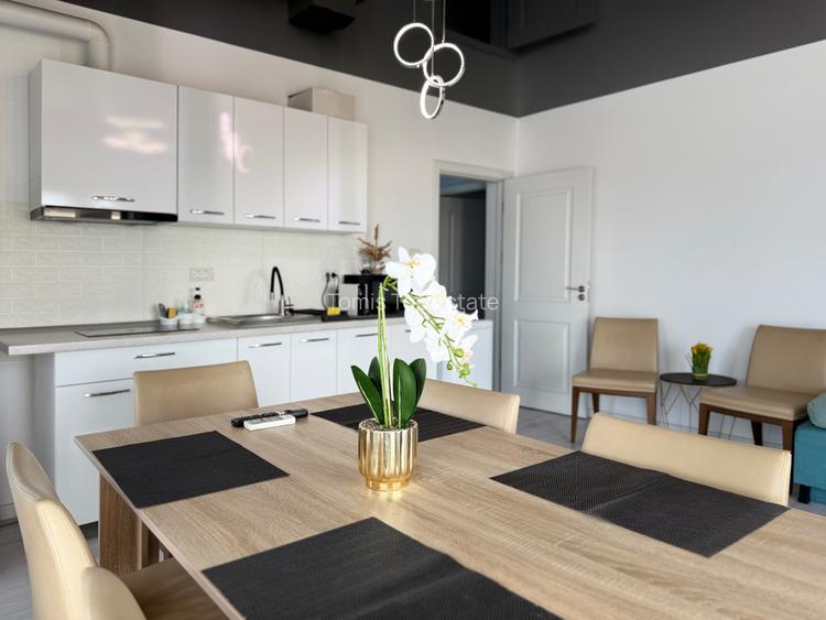 Mamaia-Sat, Vila modernă, mobilata si utilata complet, 15 camere - 36