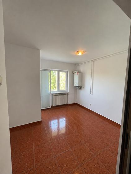 Apartament 4 camere, centrala termica, Bragadiru central, aproape de Primarie
