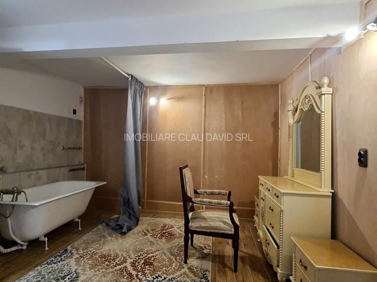 CASA INDIVIDUALA CENTRU ISTORIC CU PRIVELISTE-FARA CURTE-130MP= 1515 EURO/MP - 20