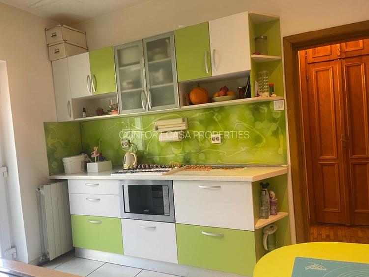 Vatra Luminoasa, metrou Piata Muncii,  Casa  moderna, S+P+M - 16