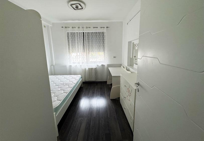 3 camere SISESTI | mobilat si utilat | 90 mp