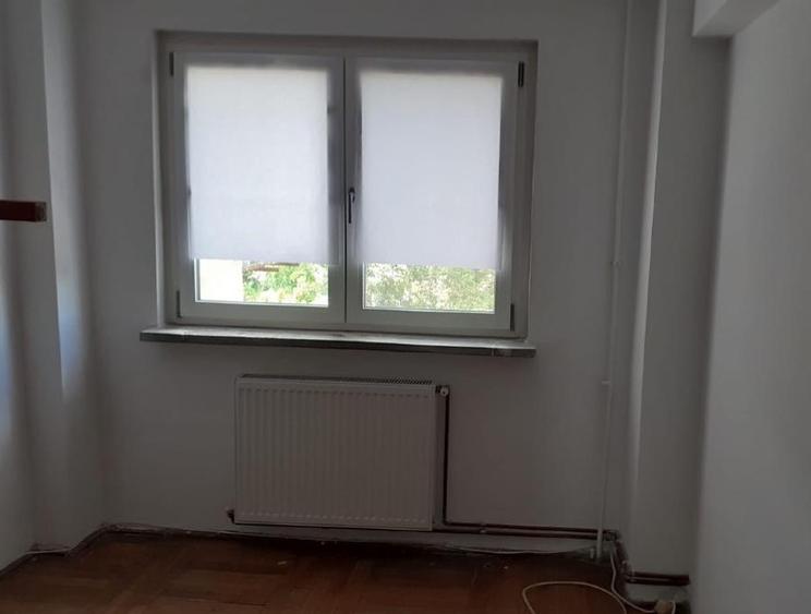 Apartament 3 camere decomandat, Prundu – centrală proprie