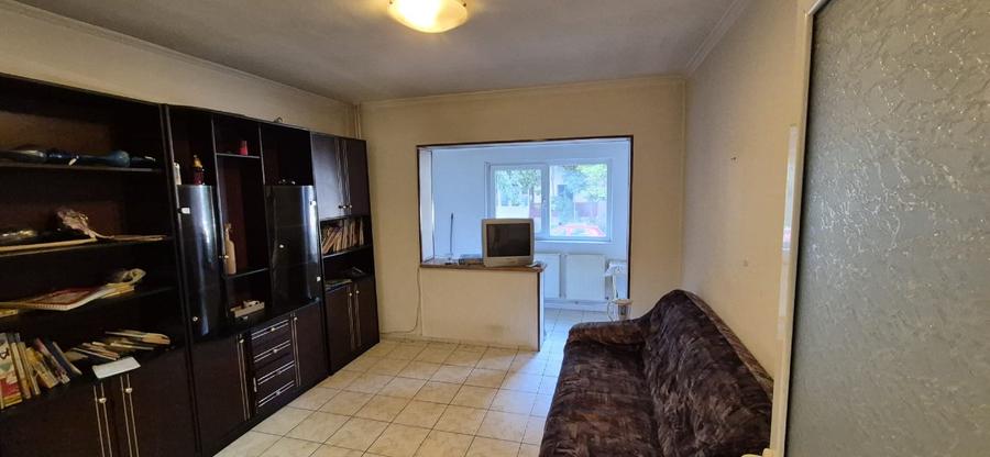 Ap cu 2 cam (amenajat cu 3), parter, balcon cu pivnita, 76.06 mp, decomandat