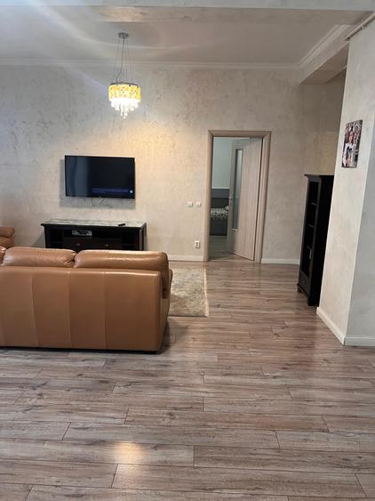 APARTAMENT SUPERB DE VANZARE IN BUCURESTII NOI - DAMAROAIA CURTE PROPRIE