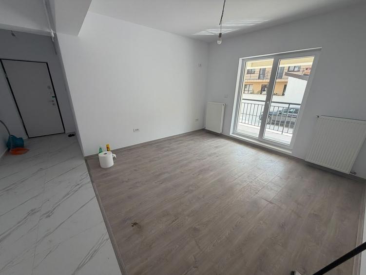 AP. 2 CAMERE - GRADINA PROPRIE 20MP, BLOC FINALIZAT, PARCARE, COMS 0%