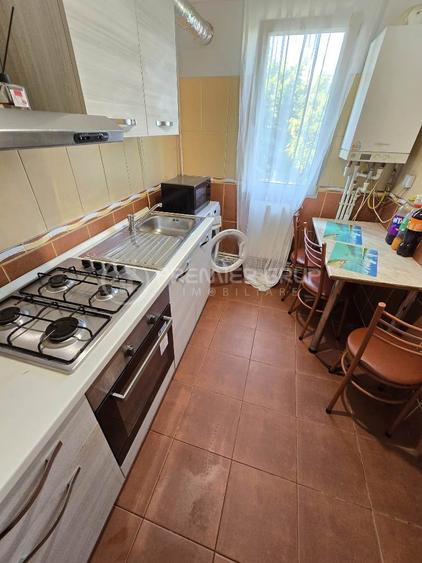 Etaj 2! Apartament 2 camere, Podu Ros 50mp, CT, AC