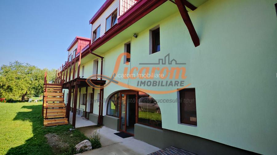 CASA SASEASCA comuna VULCAN,zona foarte buna,teren 3000 mp - 24
